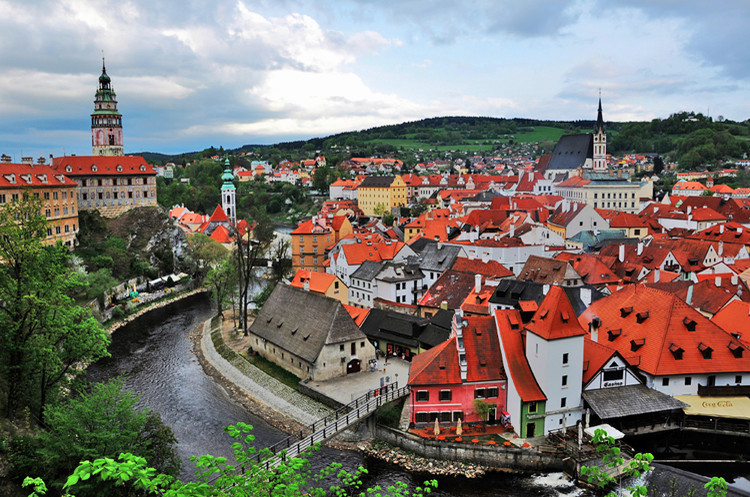 法国文华旅行社 mandarin voyages 东欧神秘的五抹彩 波奥捷匈五国游