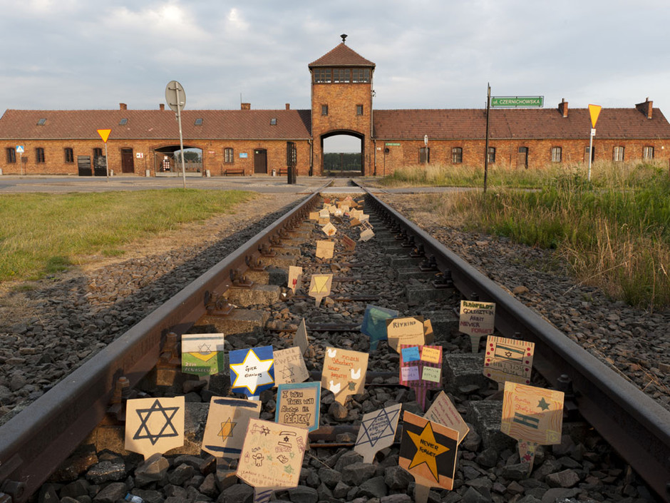 克拉科夫（Krakow）-奥斯维辛（Auschwitz-Birkenau）-华沙（Warsaw）（381KM）
